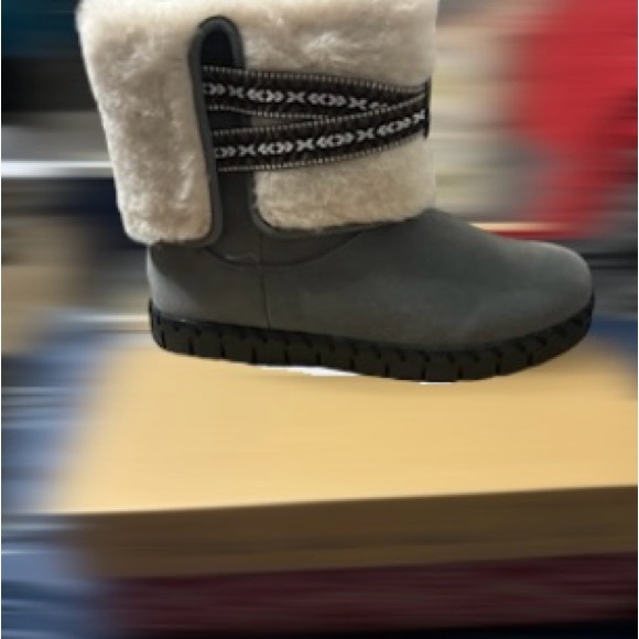 MUKS LUKS SIZE 7 Women’s boots. Silver Grey color - Picture 6 of 10